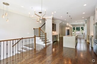 Building Photo - 3551 Blair Cir NE