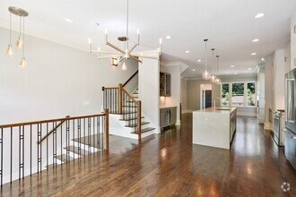 Building Photo - 3551 Blair Cir NE