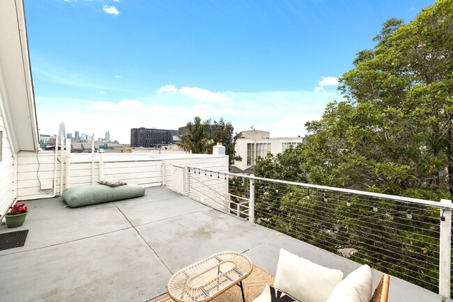 Building Photo - 235 Mississippi St