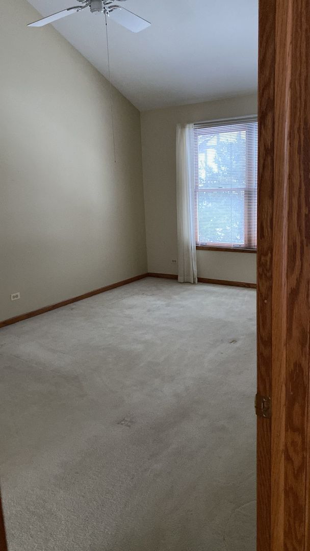 Building Photo - 122 Villa Cir Dr