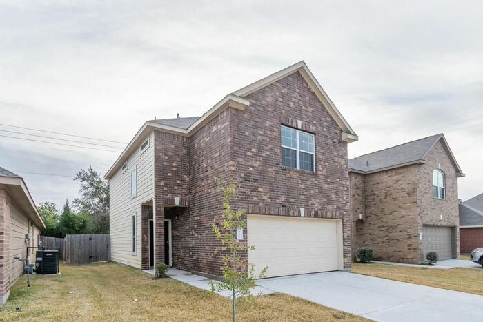 Foto del edificio - 13119 Withee Path Ln