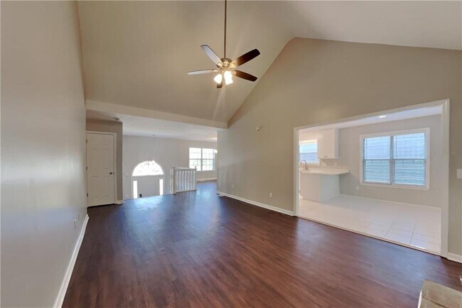Building Photo - 3059 Vineyard Way