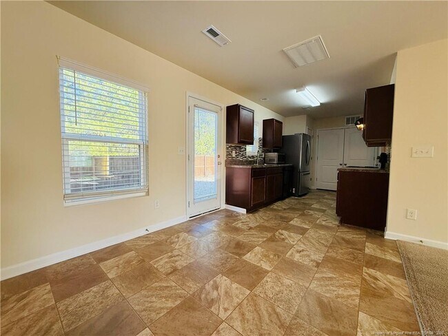 Foto del edificio - 522 Jernigan St