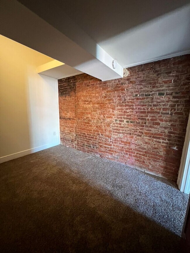 Foto del edificio - 1626 South St