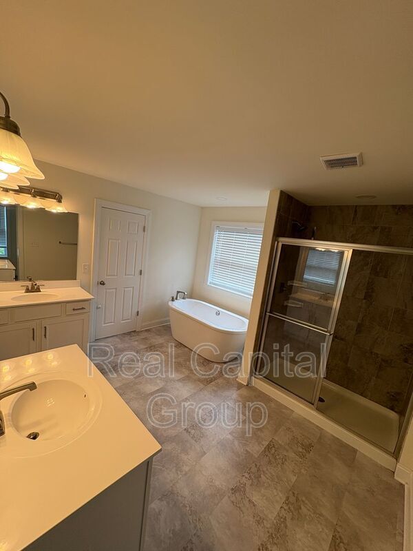 Foto del edificio - 43 Timber Creek Dr