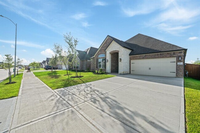 Foto del edificio - 1525 Sunrise Gables Dr