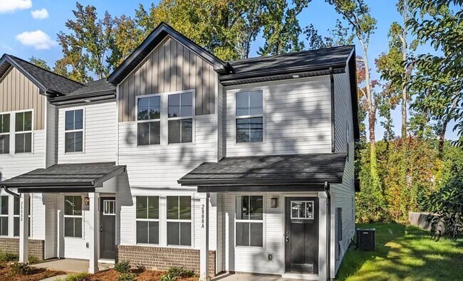 Foto del edificio - 2808 Old Steele Creek Rd