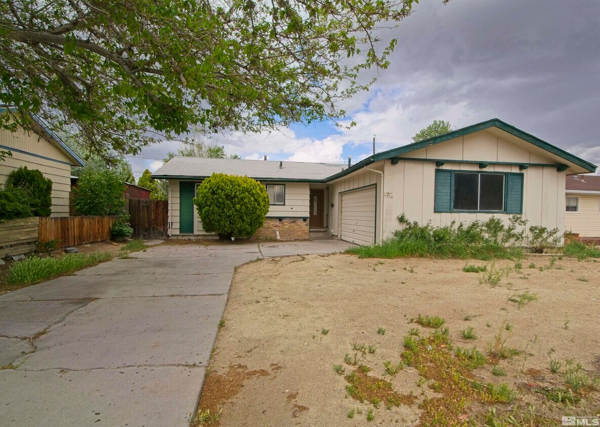 Primary Photo - 3310 Probasco Way