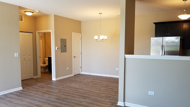 Foto del edificio - Chestnut - 2Br/2Ba Rental Home - First Flo...