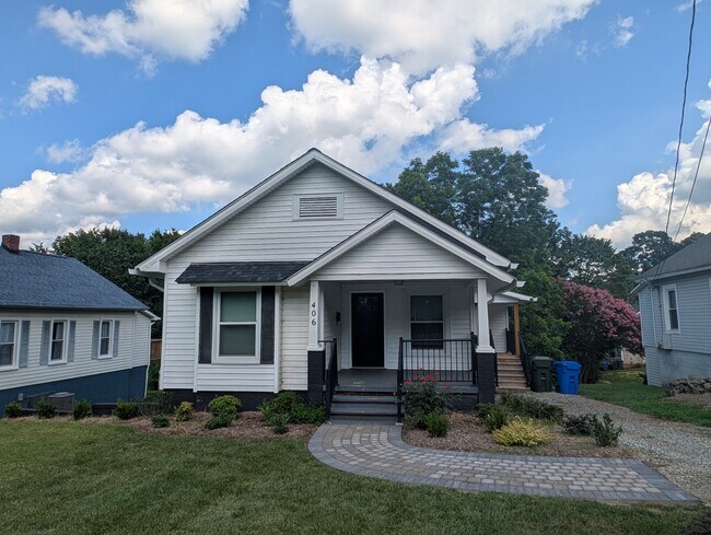 Photo - 406 N 4th St House