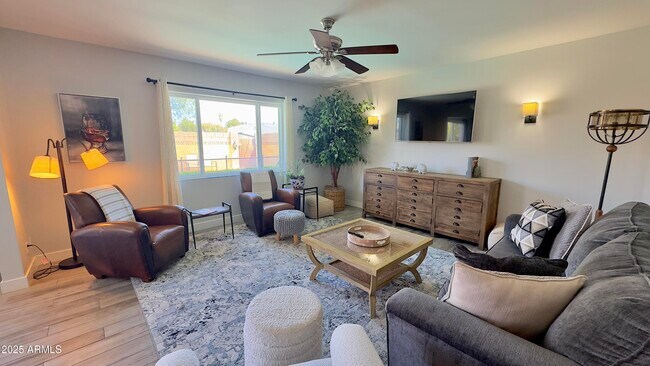 Foto del edificio - 6708 E Monte Vista Rd