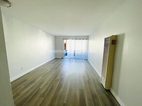 Building Photo - 1230 Brookside Dr