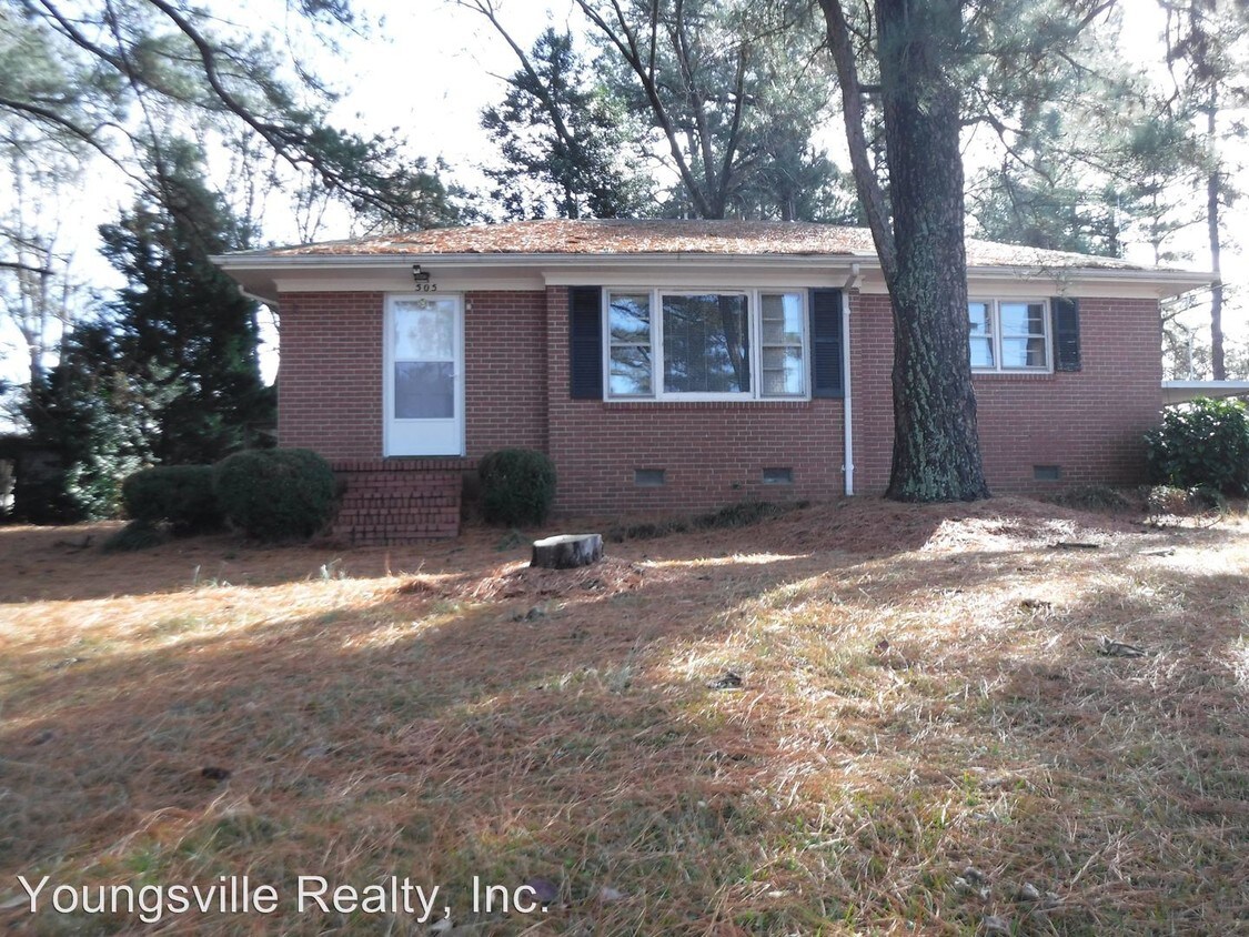 Foto principal - 3 br, 1 bath House - 505 West Main St