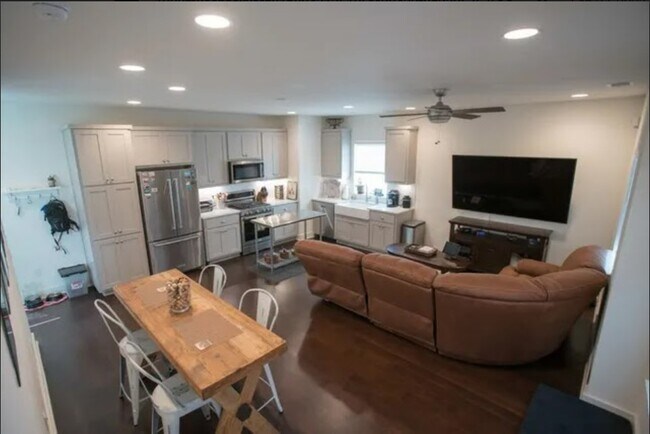 Foto del edificio - 1000 Muse Ln