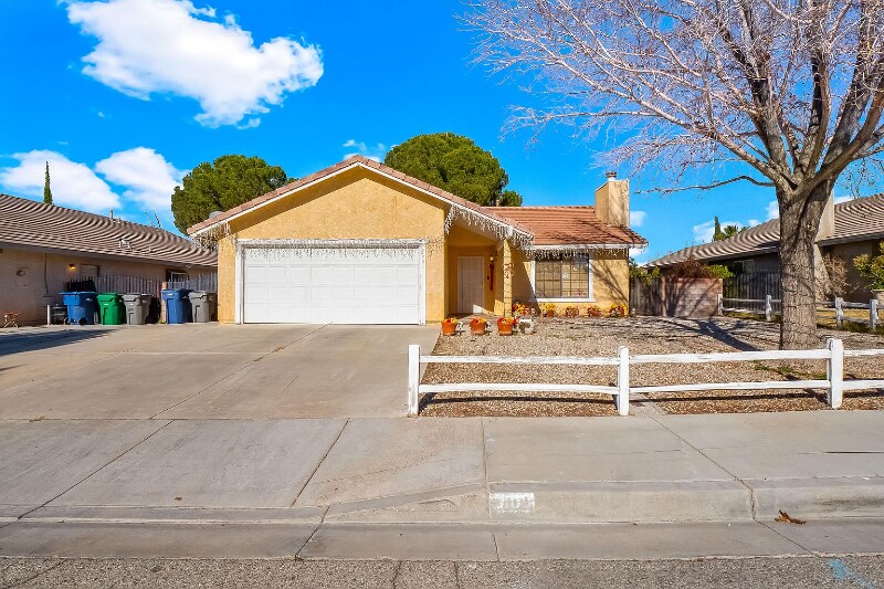 809 E Kettering St, Lancaster, CA 93535 House Rental in Lancaster, CA