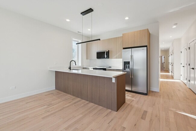 Foto del edificio - 4536 S Prairie Ave