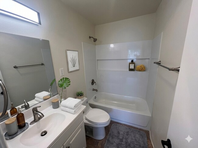 Foto del interior - 7781 Archibald Ave