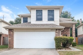 Building Photo - 11710 Sandy Stream Dr