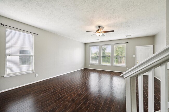 Foto del edificio - 11007 Northam Dr