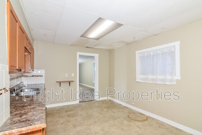 Foto del edificio - 454 Sherburne Ave