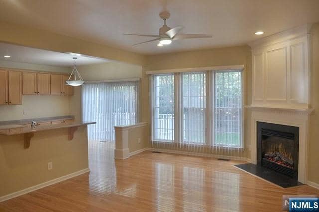 Foto del edificio - 124 White Pine Ct
