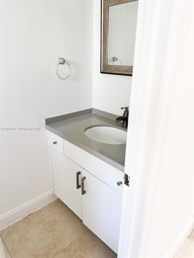 Foto del edificio - 1925 Sans Souci Blvd