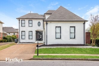 Building Photo - 8485 Farley Ave