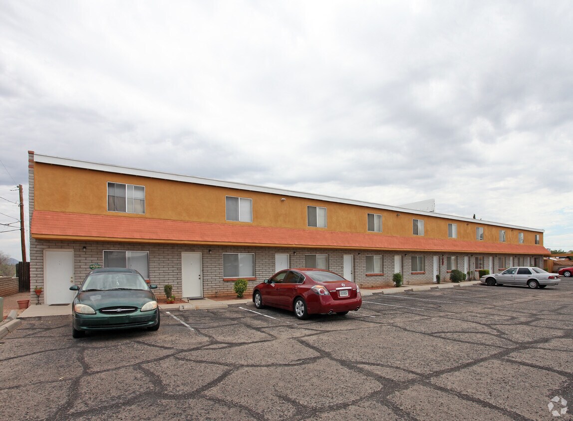 345 E Glenn St, Tucson, AZ 85705 Apartments in Tucson, AZ