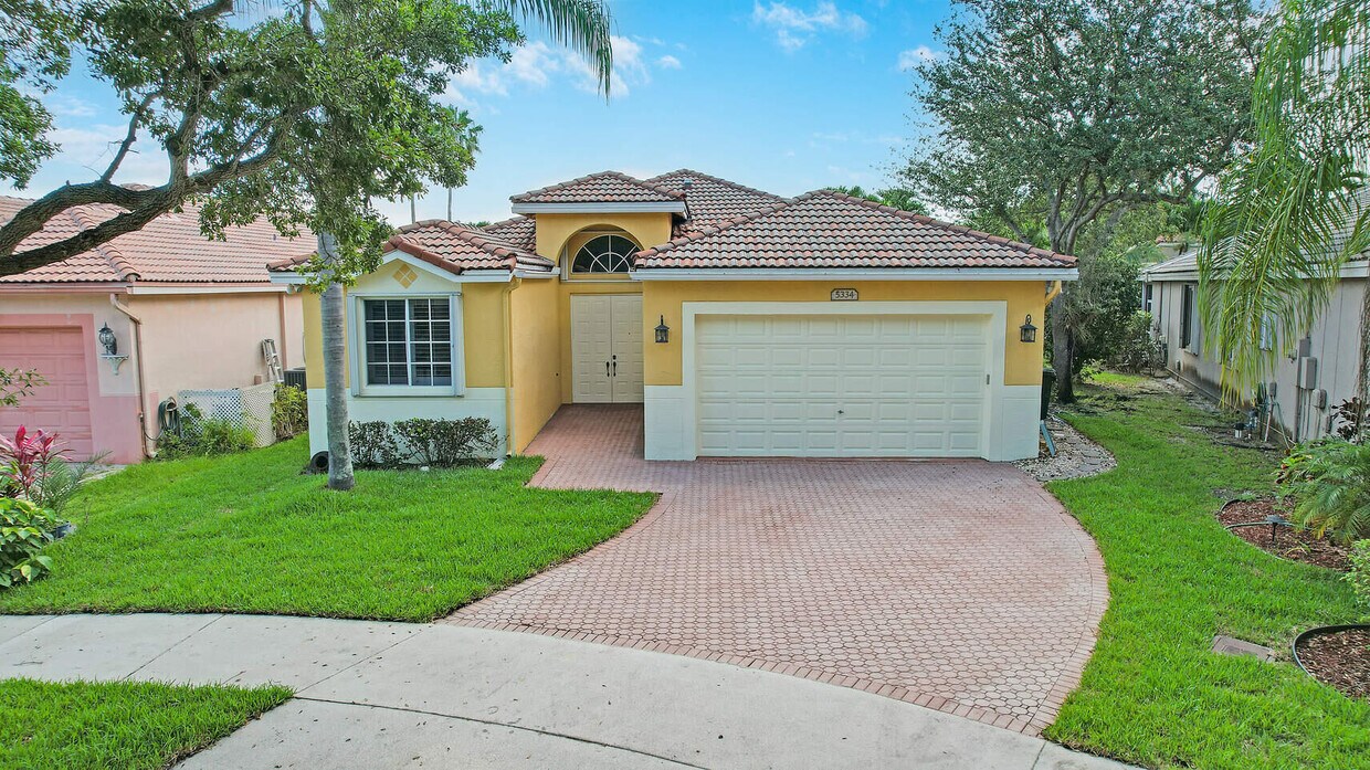 Foto principal - 5334 Osprey St