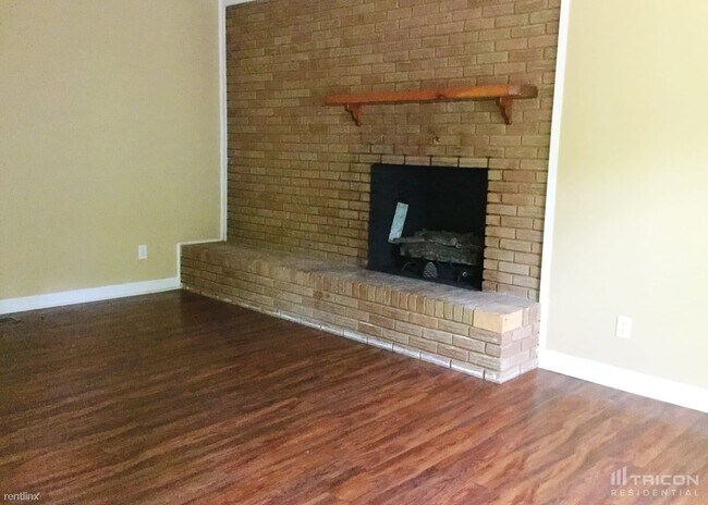 Foto del edificio - 3201 Oscar Dr