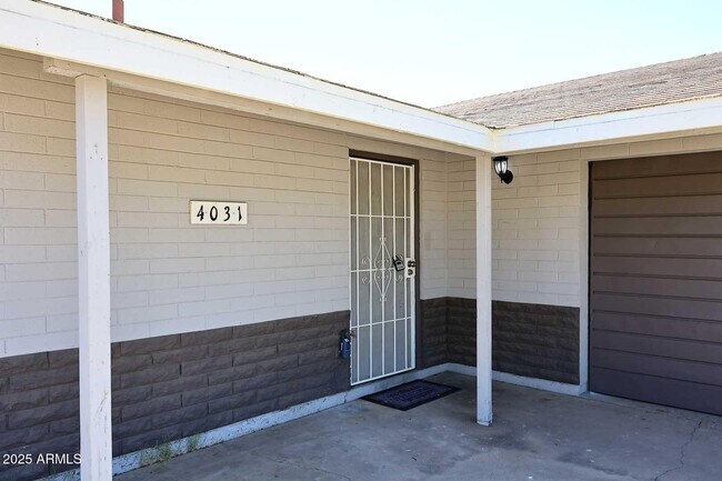 Foto del edificio - 4031 N 81st Ave