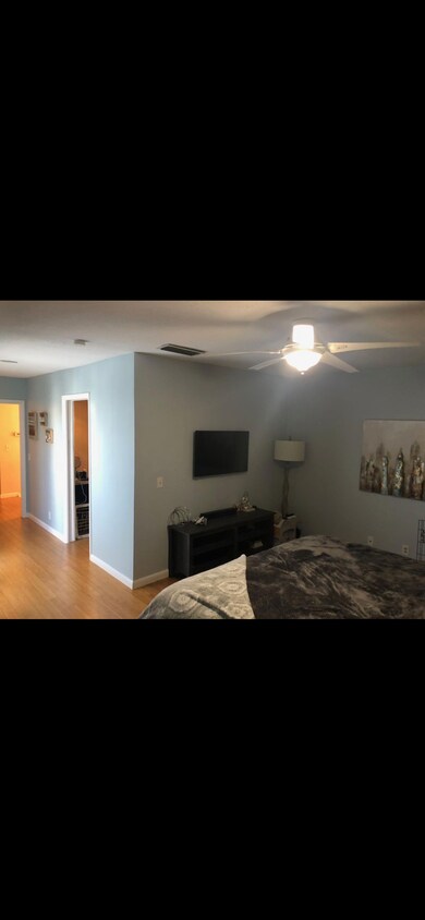 Foto principal - 1636 Shaker Cir