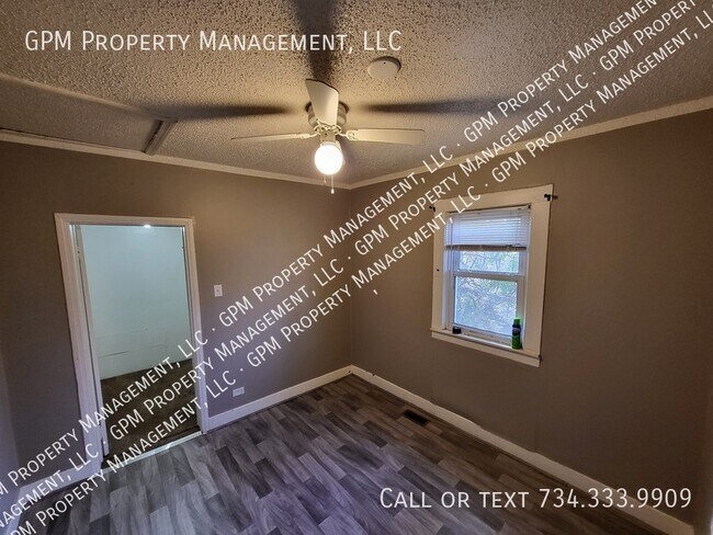 Foto del edificio - Wyandotte Rental!