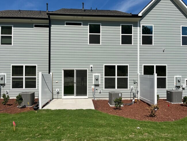 Foto del edificio - 1011 Culloden Cir