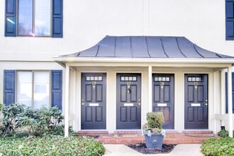 Building Photo - 411 W Conestoga Rd