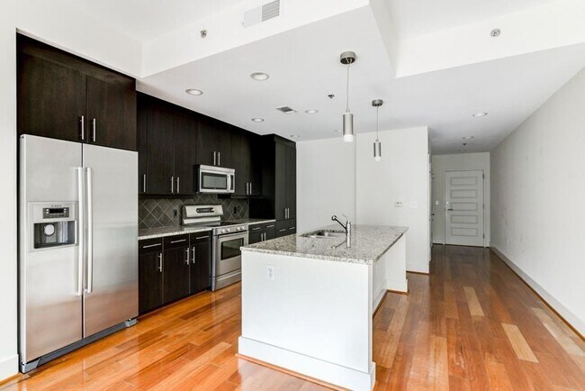 Foto del edificio - 1080 Peachtree St NE