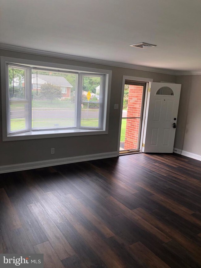 Foto del edificio - 3890 Round Meadow Ln