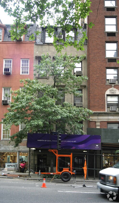 Primary Photo - 320 Lexington Ave