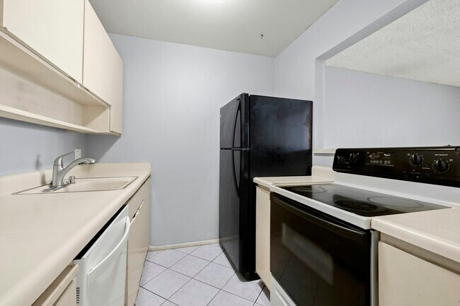 Photo - 300 N Civic Dr Apartment