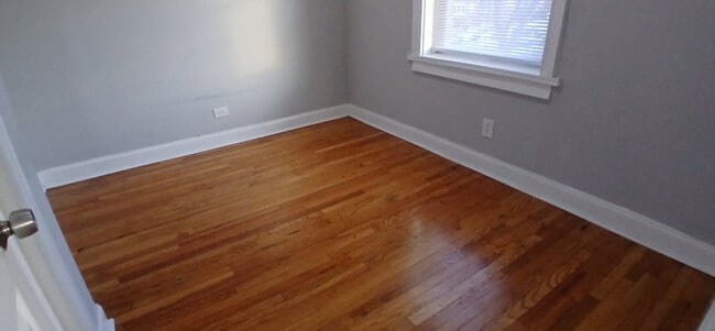 Photo - 1136 W 84th St Apartment