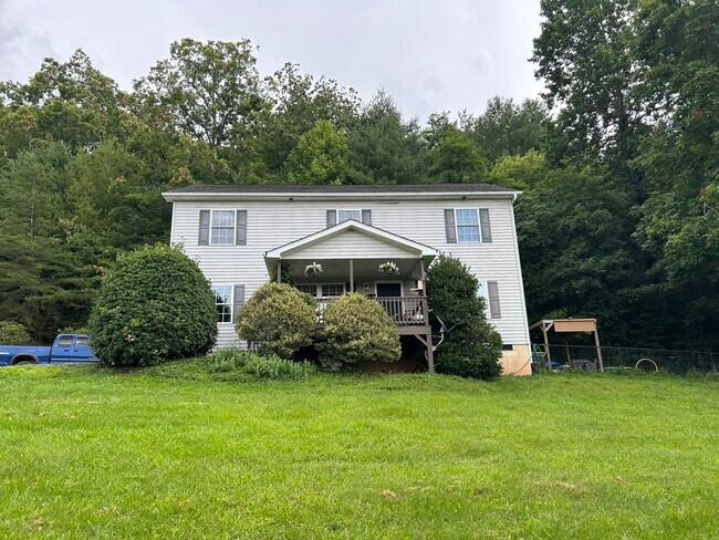 Vista exterior - 296 Gap Creek Rd