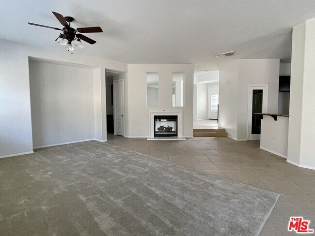Foto del edificio - 8776 Soothing Ct