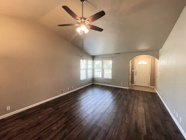 Foto del edificio - 3079 Boulder Dr