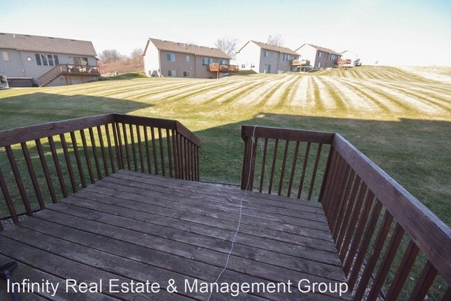 Foto del edificio - 3 br, 2.5 bath House - 4417 Heritage Pl NW