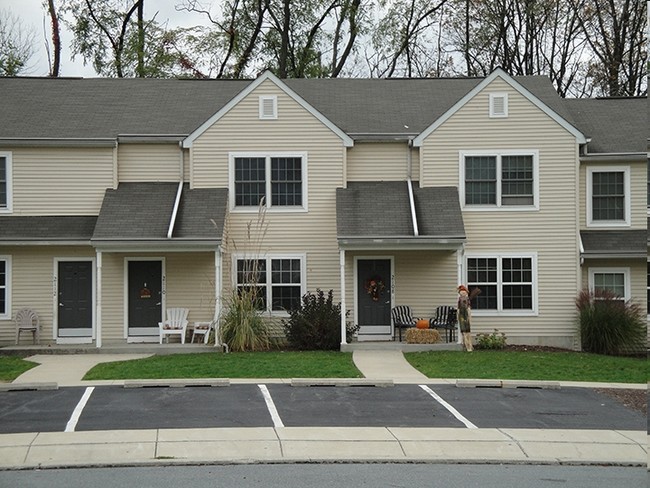 Building Photo - Springwood Glen Apartments