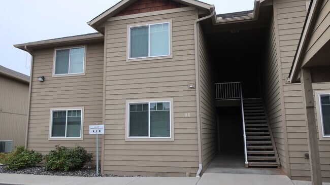 Foto del edificio - 60 Beacon Dr