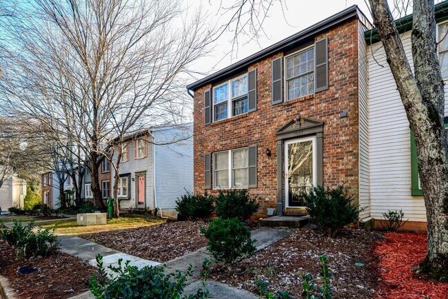 Foto del edificio - 2887 Royal Path Ct