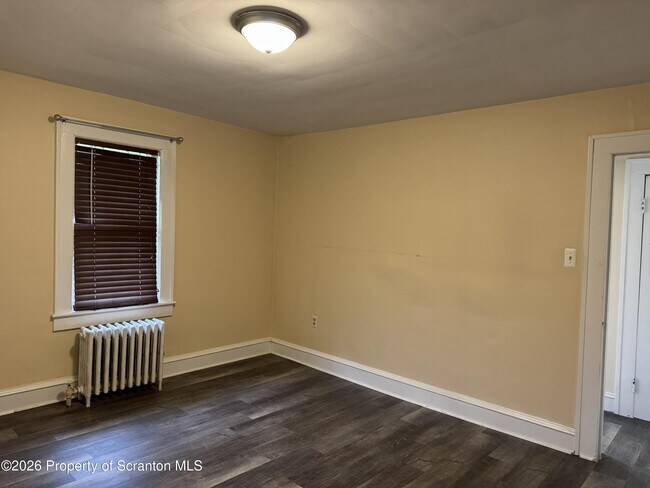 Building Photo - 308 Layton Rd