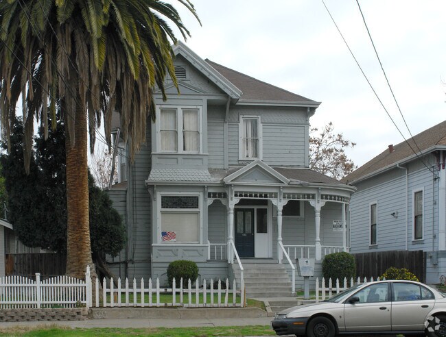 Foto del edificio - 430 N 2nd St