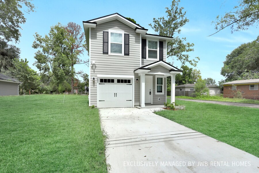 Primary Photo - 3601 Dillon St